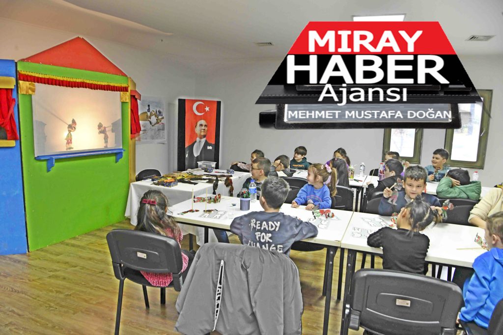 KENDİ KÜLTÜRÜMÜZ OLAN KARAGÖZ’Ü TANIYORUZ