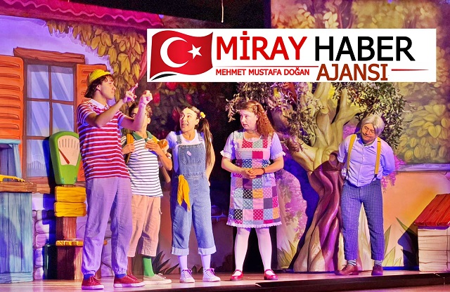 ETİ, ÇEYREK ASIRLIK TİYATRO SERÜVENİNE YALOVA’DA DEVAM ETTİ